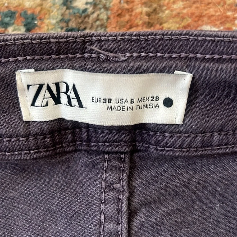 Zara Wide-Leg Flare Jeans in Deep Plum - Picture 2 of 3
